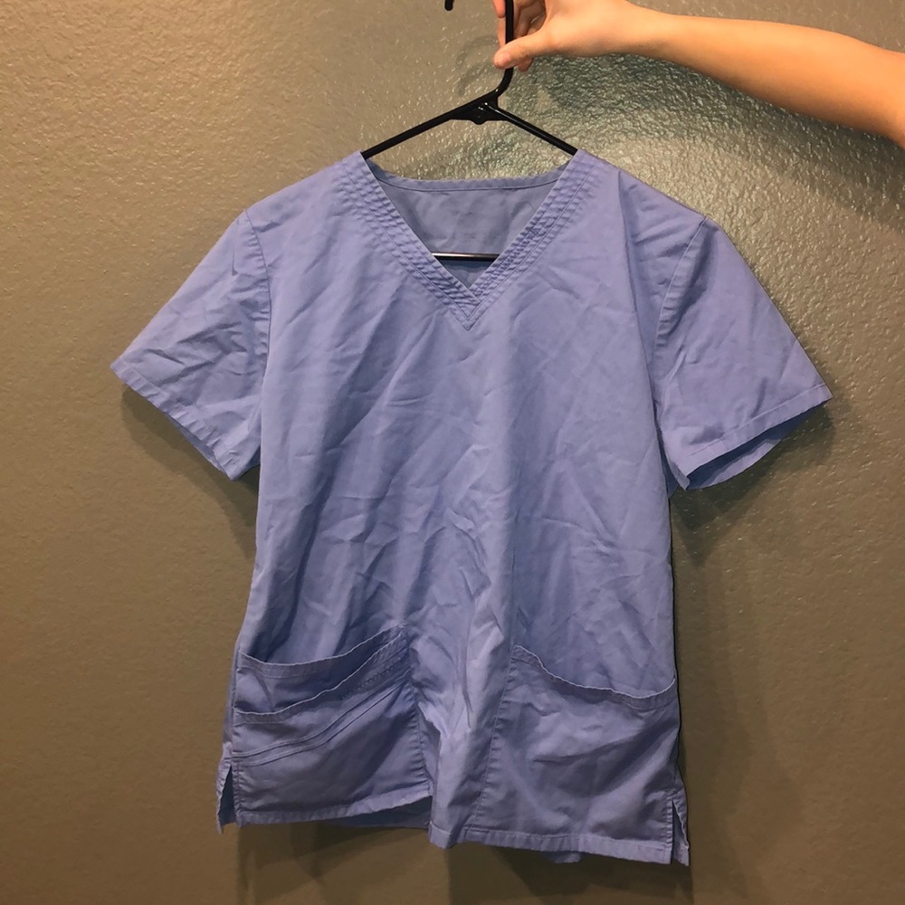 Scrub top